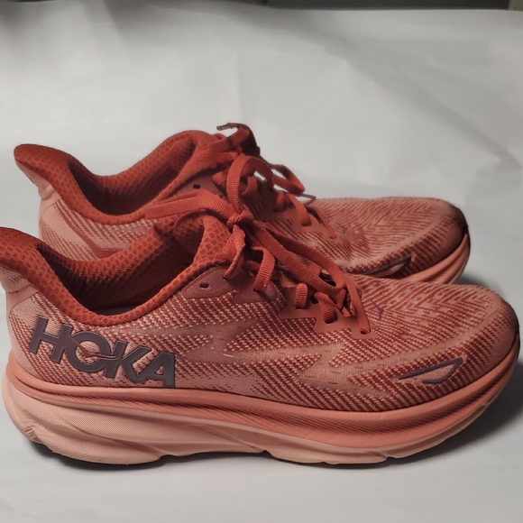 Hoka One One Shoes - Hoka One One Clifton 9 Running Shoes Size 9.5 B Womens